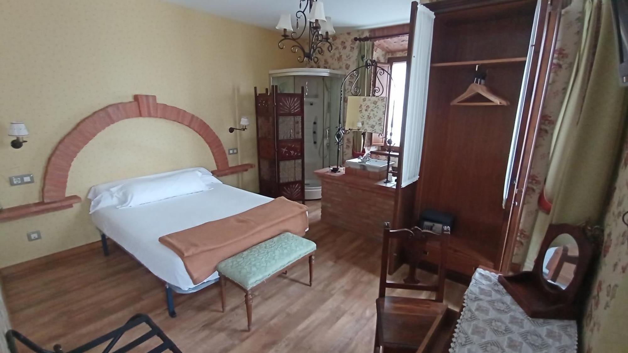 Hotel Vitorio Cudillero Rum bild