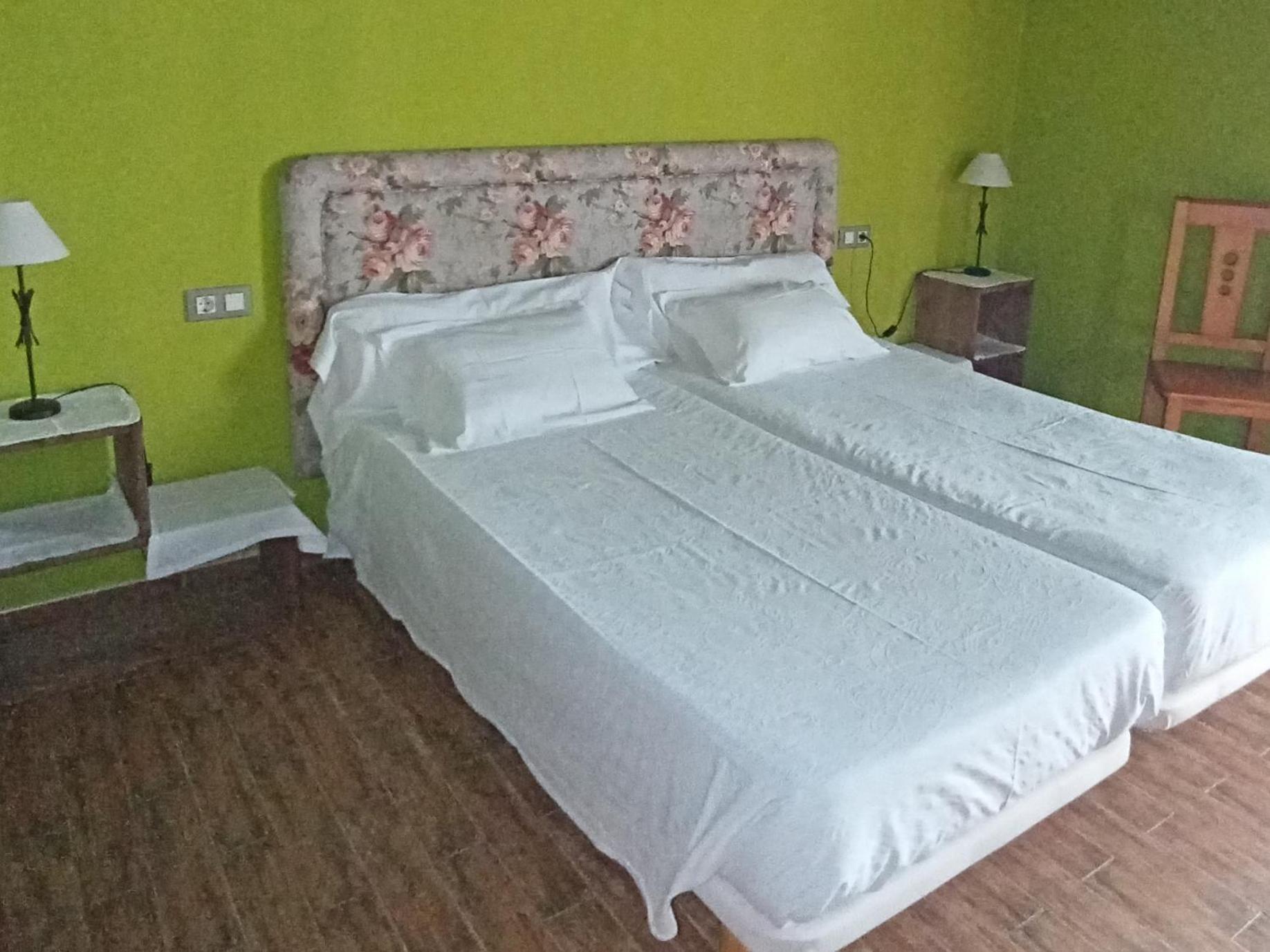 Hotel Vitorio Cudillero Rum bild